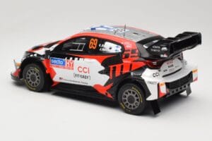 Toyota GR Yaris Rally1 #69 Toyota Gazoo Racing WRT K. Rovanpera / J. Halttunen Rally Finland 2024 IXO 1:18 18RMC218 Métal Mou — image 5 sur 6