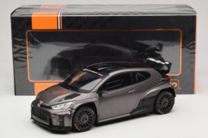 Toyota GR Yaris Rally2 Gris IXO 1:18 18CMC210 Métal Moulé — image 6 sur 6