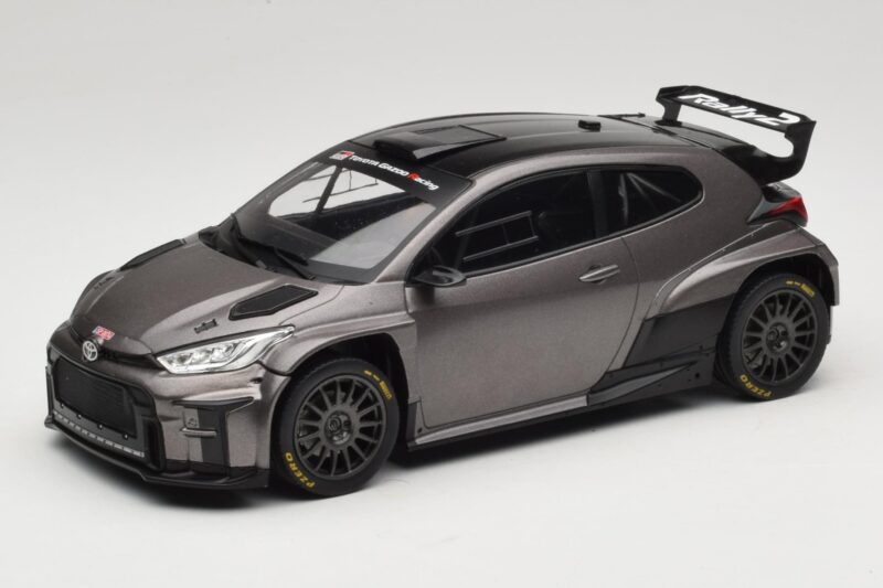 Toyota GR Yaris Rally2 Gris IXO 1:18 18CMC210 Métal Moulé
