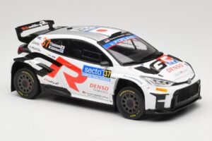 Toyota GR Yaris Rally2 #37 Y. Yamamoto Rally Finland 2024 IXO 1:18 18RMC212A Métal Moulé — image 4 sur 6