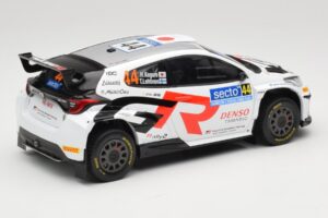 Toyota GR Yaris Rally2 #44 H. Kogure Rally Finland 2024 IXO 1:18 18RMC212B Métal Moulé — image 2 sur 6
