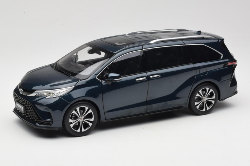 Toyota Granvia Bleu Foncé OEM 1:18 FCL22GR803 Métal Moulé