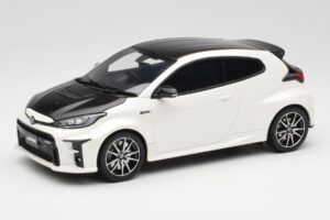 Toyota GRMN Yaris Rally Package Blanc Otto 1:18 OT1071 Résine