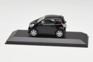 Toyota iQ Noir Mica Minichamps 1:43 403166803 Métal Moulé