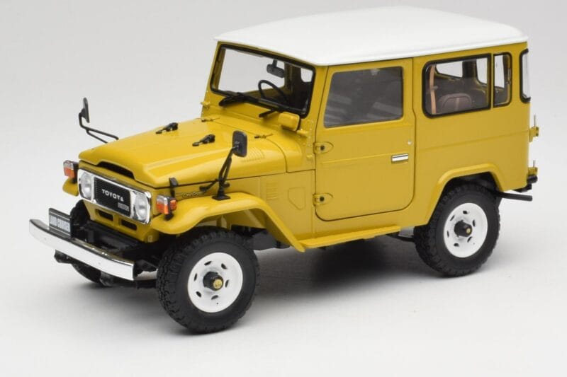 Toyota Land Cruiser FJ40 Jaune Moutarde Kyosho 1:18 08971Y Métal Moulé