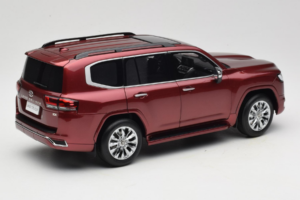 Toyota Land Cruiser LC300 ZX Rouge LCD 1:18 LCD18013-ZX-RE Métal Moulé — image 3 sur 8