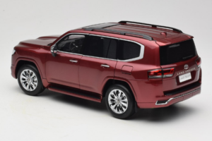 Toyota Land Cruiser LC300 ZX Rouge LCD 1:18 LCD18013-ZX-RE Métal Moulé — image 7 sur 8
