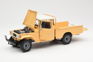 Toyota Land Cruiser Pickup Beige Kyosho 1:18 08958BE Métal Moulé — image 2 sur 8