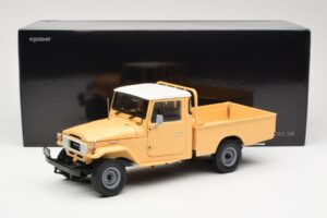 Toyota Land Cruiser Pickup Beige Kyosho 1:18 08958BE Métal Moulé — image 8 sur 8