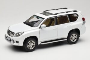 Toyota Land Cruiser Prado J150 Blanc Paudi Model 1:18 623132-WH Métal Moulé