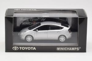 Toyota Prius Argent Minichamps 1:43 TOYOTA005 Métal Moulé — image 4 sur 4