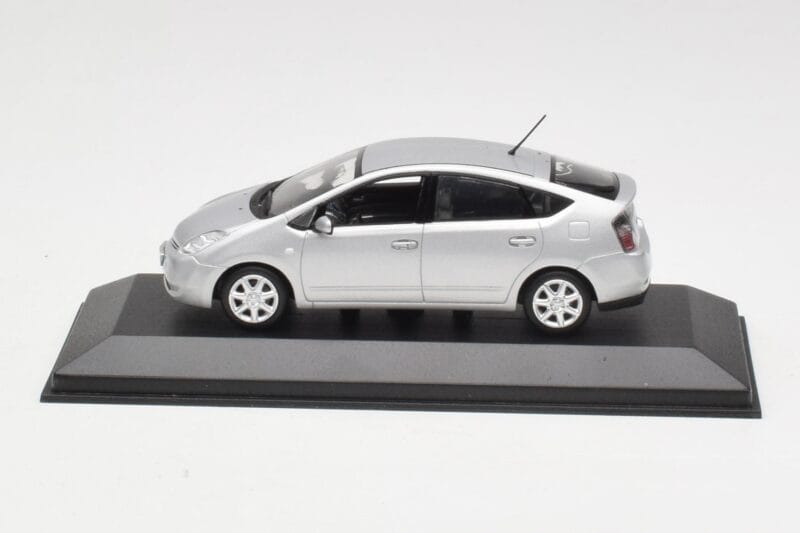 Toyota Prius Argent Minichamps 1:43 TOYOTA005 Métal Moulé