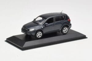 Toyota RAV4 XA30 Gris Minichamps 1:43 TOYOTA002 Métal Moulé — image 2 sur 4