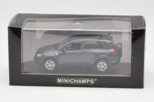 Toyota RAV4 XA30 Gris Minichamps 1:43 TOYOTA002 Métal Moulé — image 4 sur 4