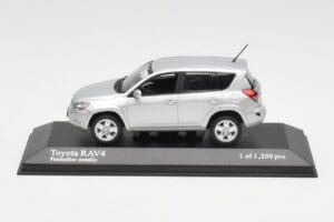 Toyota RAV4 XA30 Argent Minichamps 1:43 400166570 Métal Moulé