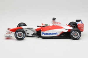 Toyota TF102 #25 A. McNish Panasonic Toyota Racing Showcar 2002 Minichamps 1:18 103020075 Métal Moulé — image 3 sur 6