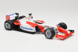 Toyota TF102 #25 A. McNish Panasonic Toyota Racing Showcar 2002 Minichamps 1:18 103020075 Métal Moulé — image 4 sur 6