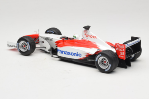Toyota TF102 #25 A. McNish Panasonic Toyota Racing Showcar 2002 Minichamps 1:18 103020075 Métal Moulé — image 5 sur 6
