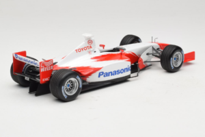 Toyota TF102 Panasonic F1 Showcar 2002 Minichamps 1:18 100020174 Métal Moulé — image 2 sur 6