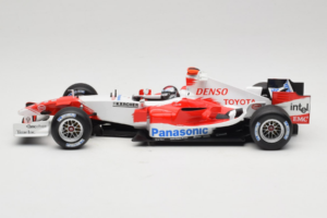 Toyota TF105 #16 J. Trulli Panasonic Toyota Racing 2005 Minichamps 1:18 100050016 Métal Moulé — image 3 sur 7