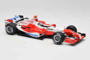 Toyota TF105 #16 J. Trulli Panasonic Toyota Racing 2005 Minichamps 1:18 100050016 Métal Moulé — image 4 sur 7