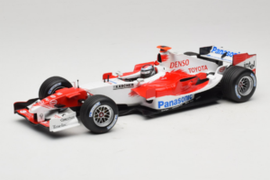 Toyota TF105 #16 J. Trulli Panasonic Toyota Racing 2005 Minichamps 1:18 100050016 Métal Moulé