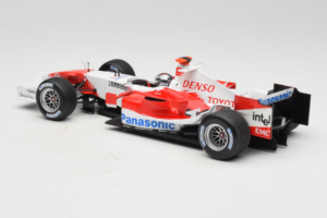 Toyota TF105 #16 J. Trulli Panasonic Toyota Racing 2005 Minichamps 1:18 100050016 Métal Moulé — image 5 sur 7