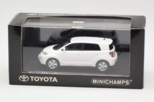 Toyota Urban Cruiser Blanc Minichamps 1:43 400166960 Métal Moulé — image 2 sur 3