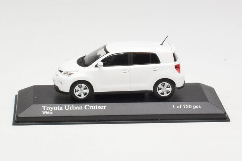 Toyota Urban Cruiser Blanc Minichamps 1:43 400166960 Métal Moulé