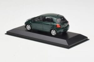 Toyota Yaris XP10 Oxford Green Minichamps 1:43 400166501 Métal Moulé — image 3 sur 4