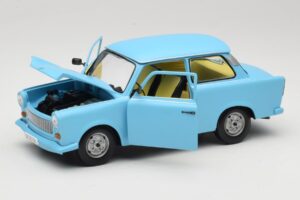 Trabant 601 Bleu Sun Star 1:18 4290 Métal Moulé — image 2 sur 8