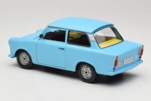 Trabant 601 Bleu Sun Star 1:18 4290 Métal Moulé — image 7 sur 8