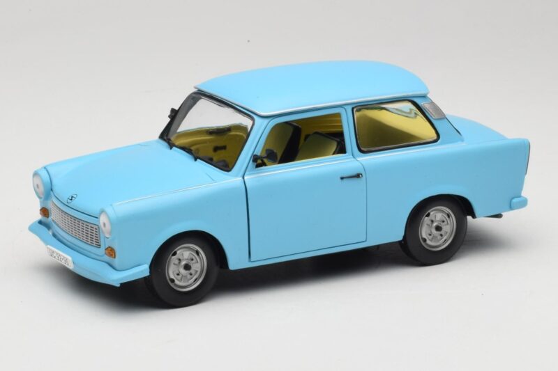 Trabant 601 Bleu Sun Star 1:18 4290 Métal Moulé