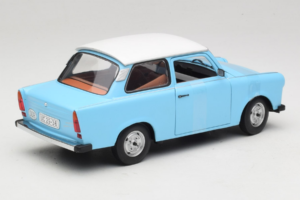 Trabant 601 Deluxe Bleu Blanc Sun Star 1:18 4286 Métal Moulé — image 2 sur 6