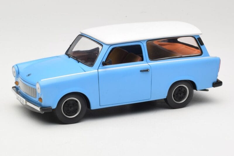 Trabant 601 Break Bleu Sun Star 1:18 4272 Métal Moulé