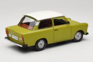Trabant 601 Vert Sun Star 1:18 4289 Métal Moulé — image 3 sur 8