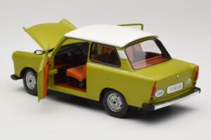 Trabant 601 Vert Sun Star 1:18 4289 Métal Moulé — image 5 sur 8