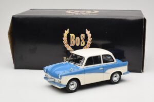 Trabant P50 Bleu Clair Crème BoS Models 1:18 BOS035 Résine — image 6 sur 6