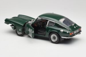 Triumph GT6 Mk3 Vert Sun Star 1:18 1055 Métal Moulé — image 5 sur 8