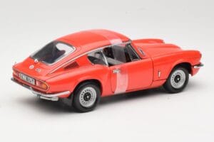 Triumph GT6 Mk3 Rouge Sun Star 1:18 1056 Métal Moulé — image 2 sur 6