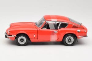 Triumph GT6 Mk3 Rouge Sun Star 1:18 1056 Métal Moulé — image 3 sur 6