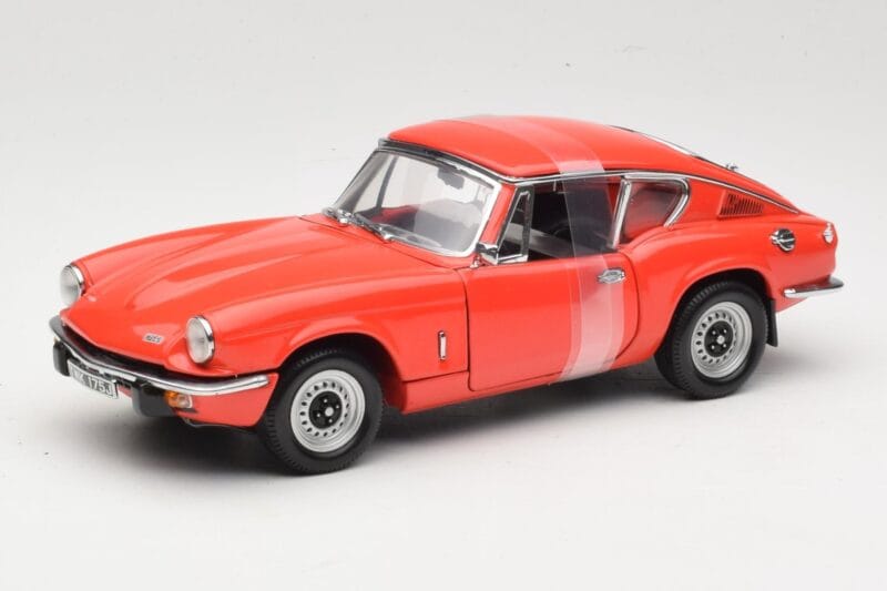 Triumph GT6 Mk3 Rouge Sun Star 1:18 1056 Métal Moulé