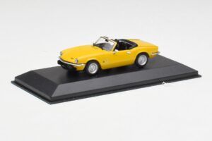 Triumph Spitfire 1500 Jaune Minichamps 1:43 400132531 Métal Moulé — image 2 sur 4