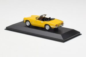 Triumph Spitfire 1500 Jaune Minichamps 1:43 400132531 Métal Moulé — image 3 sur 4