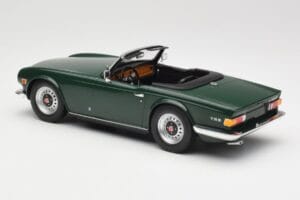 Triumph TR6 PI Vert Foncé Minichamps 1:18 155132030 Métal Moulé — image 5 sur 6