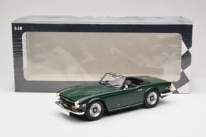 Triumph TR6 PI Vert Foncé Minichamps 1:18 155132030 Métal Moulé — image 6 sur 6