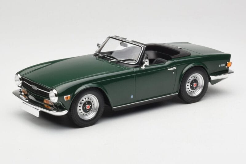 Triumph TR6 PI Vert Foncé Minichamps 1:18 155132030 Métal Moulé