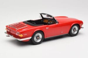 Triumph TR6 PI Rouge Minichamps 1:18 155132031 Métal Moulé — image 2 sur 6