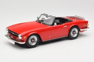 Triumph TR6 PI Rouge Minichamps 1:18 155132031 Métal Moulé
