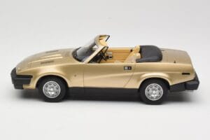 Triumph TR7 DHC Or BoS Models 1:18 BOS221 Résine — image 3 sur 6